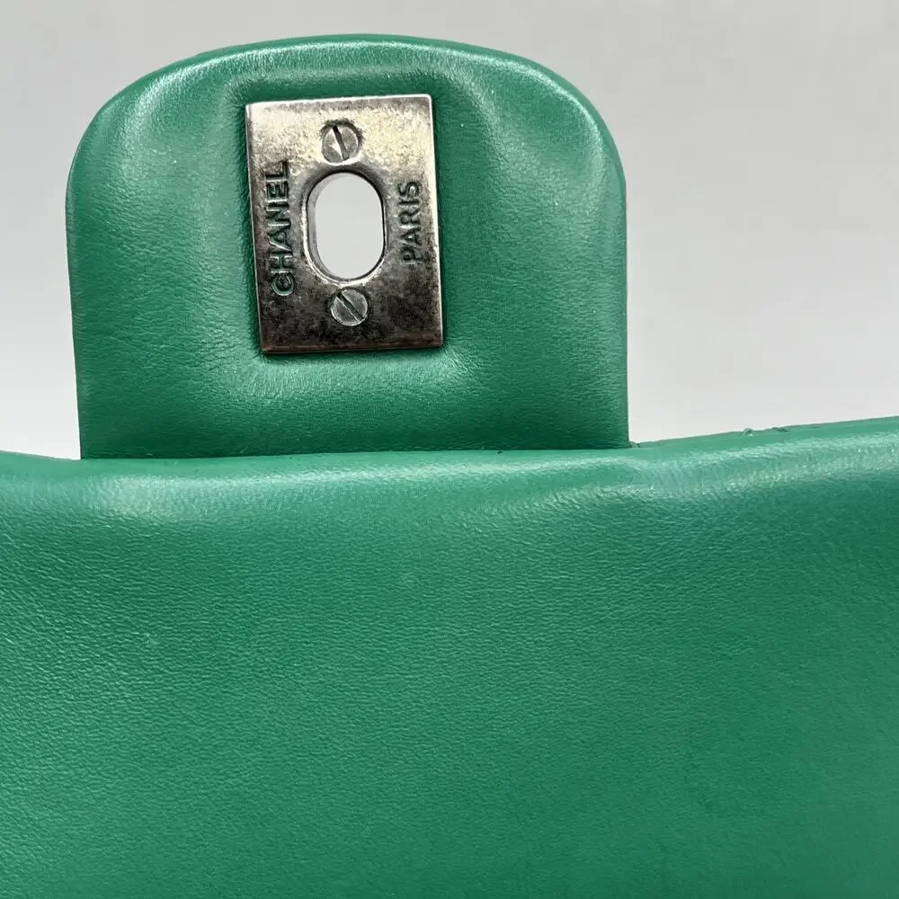 Chanel Rock My Shoulder Classic Purse Bag Emerald Green Silver Hardware AS IS